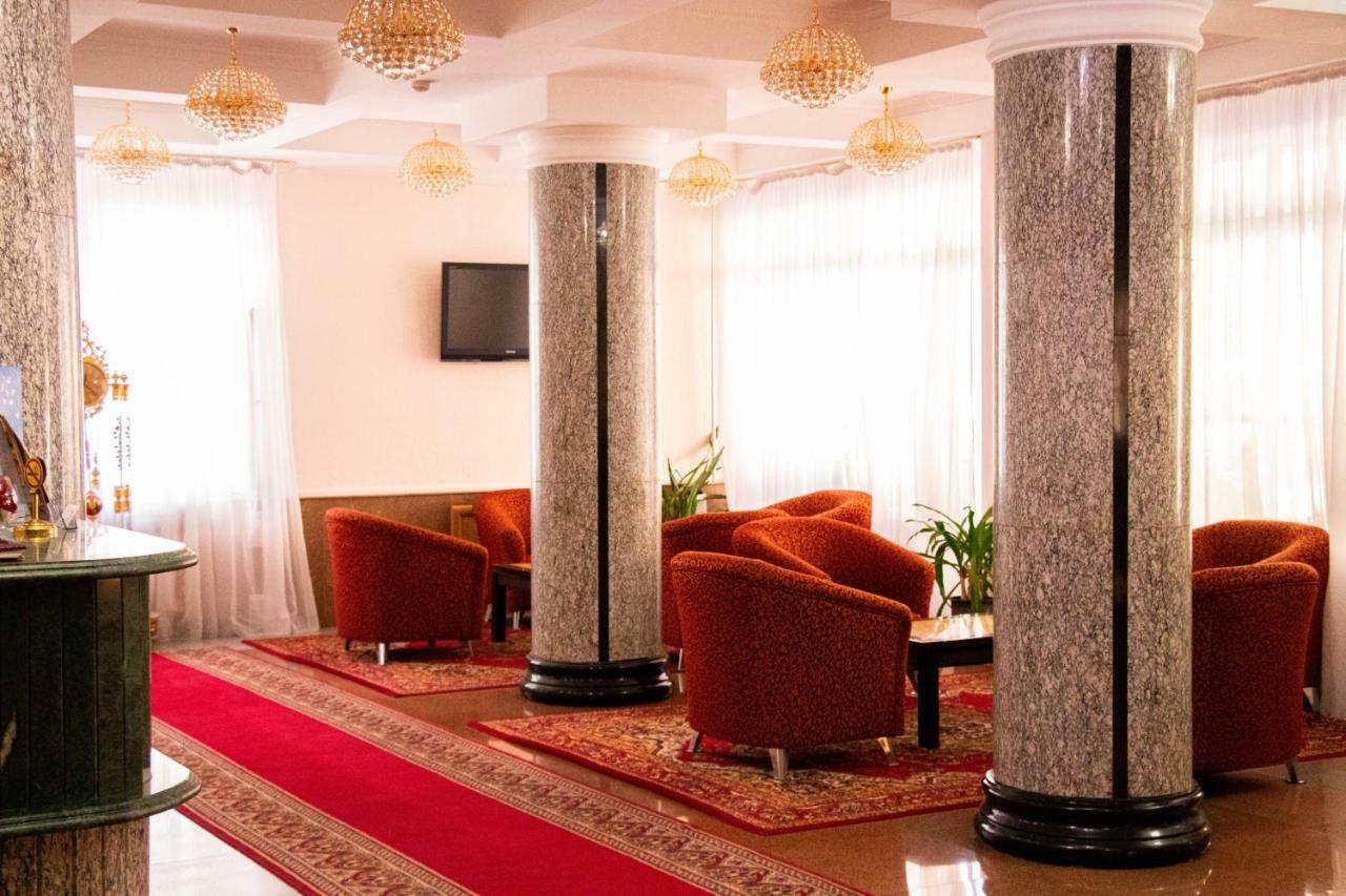 Altyn Dala Hotel 아스타나 외부 사진